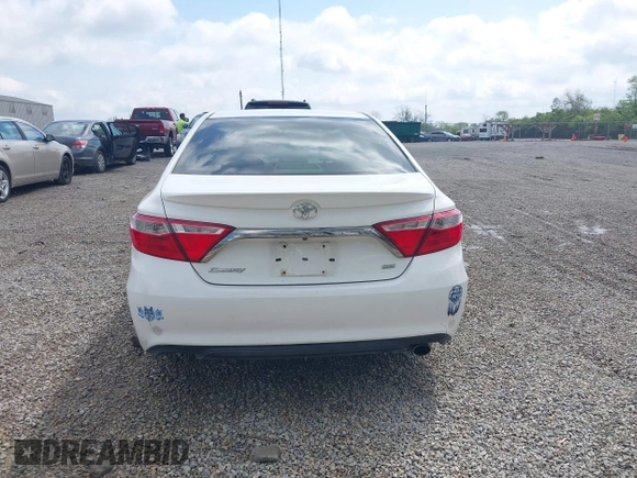 2015 Toyota Camry XLE with VIN 4T1BF1FK6FU004136, listed as a IAAI auction lot 42176871 with 193,553 mi miles and . Bid and sale history available at DreamBid. Image 16.