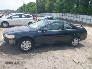 1998 Honda Accord EX z VIN 1HGCG3257WA012427, wystawiony jako IAAI lot #42230192 z przebiegiem 215 230 mil mil oraz . Historia ofert i sprzedaży dostępna na DreamBid. Obrazek 14.