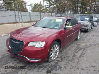 2017 Chrysler 300 with VIN 2C3CCAKG4HH604148, listed as a IAAI auction lot 38890500 with 1 mi miles. Bid and sale history available at carsss.com. Image 19.