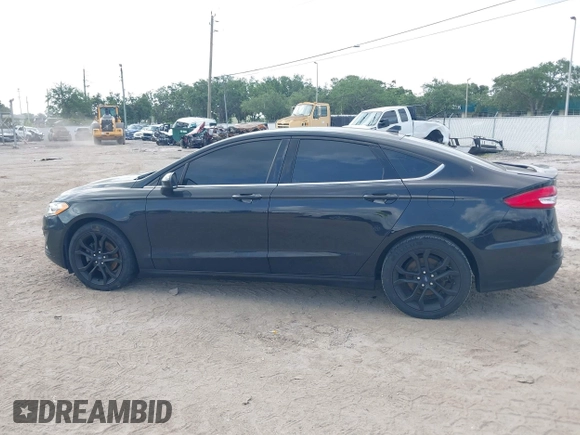2020 Ford Fusion SE with VIN 3FA6P0HD4LR236433, listed as a IAAI auction lot 42440932 with 94,975 mi miles and . Bid and sale history available at DreamBid. Image 14.