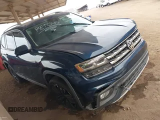 2019 Volkswagen Atlas SEL Premium z VIN 1V2NR2CA0KC515382, wystawiony jako IAAI lot #41523953 z przebiegiem 82 190 mil mil oraz . Historia ofert i sprzedaży dostępna na DreamBid. Obrazek 1.
