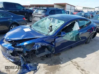 2023 Tesla Model 3 z VIN 5YJ3E1EA8PF403743, wystawiony jako IAAI lot #42076747 z przebiegiem 58 399 mil mil oraz . Historia ofert i sprzedaży dostępna na DreamBid. Obrazek 18.