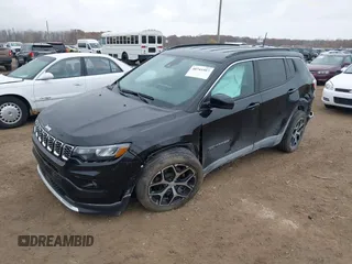 2024 Jeep Compass Limited z VIN 3C4NJDCN1RT141824, wystawiony jako IAAI lot #40741507 z przebiegiem 3 028 mil mil oraz . Historia ofert i sprzedaży dostępna na DreamBid. Obrazek 17.