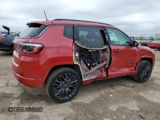 2022 Jeep Compass High Altitude с VIN 3C4NJDCB9NT136404, выставлен на аукционе Copart как лот 55447255 с пробегом 54 607 миль миль и Списание • Salvage title. История ставок и продаж доступна на DreamBid. Изображение 3.