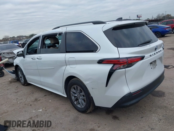 2022 Toyota Sienna XLE with VIN 5TDYRKEC5NS086739, listed as a IAAI auction lot 41277212 with 54,922 mi miles. Bid and sale history available at carsss.com. Image 3.