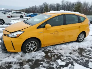 2016 Toyota Prius v Two with VIN JTDZN3EU4GJ045016, listed as a Copart auction lot 45038975 with 408,322 mi miles and Clean Title. Bid and sale history available at carsss.com. Image 1.