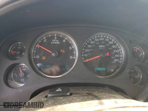 2013 GMC Sierra 1500 SLT with VIN 3GTP2WE70DG378533, listed as a Copart auction lot 59716065 with 233,607 mi miles and Salvage title. Bid and sale history available at DreamBid. Image 9.