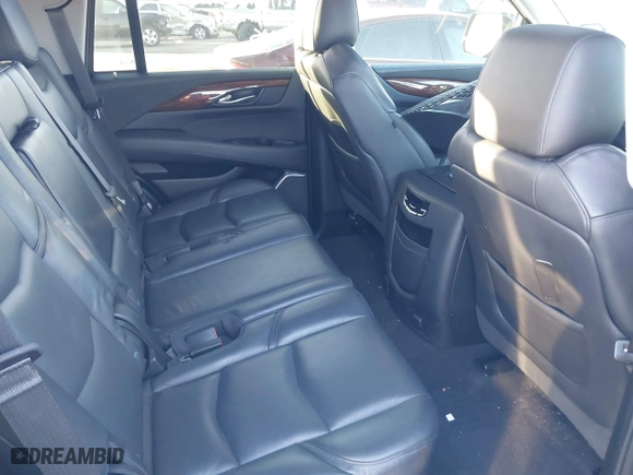 2020 Cadillac Escalade Luxury with VIN 1GYS3BKJ0LR159841, listed as a IAAI auction lot 41169730 with 84,246 mi miles. Bid and sale history available at carsss.com. Image 8.