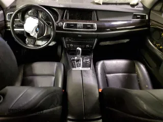 2017 BMW 5 Series 535i xDrive z VIN WBA5M4C34HD187204, wystawiony jako Copart lot #83436574 z przebiegiem 79 026 mil mil oraz Szkoda całkowita • Salvage title. Historia ofert i sprzedaży dostępna na DreamBid. Obrazek 8.