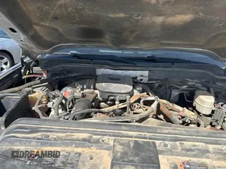 2015 Chevrolet Silverado 3500HD LTZ with VIN 1GC4K0C82FF524415, listed as a Copart auction lot 48003105 with 301,299 mi miles and Clean Title. Bid and sale history available at DreamBid. Image 7.