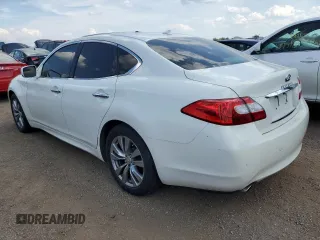 2013 Infiniti M with VIN JN1BY1AP8DM511833, listed as a Copart auction lot 63459025 with 152,722 mi miles and Clean title. Bid and sale history available at DreamBid. Image 2.