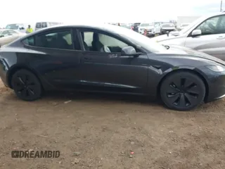 2024 Tesla Model 3 z VIN 5YJ3E1EA3RF771010, wystawiony jako IAAI lot #41738109 z przebiegiem 8 493 mil mil oraz . Historia ofert i sprzedaży dostępna na DreamBid. Obrazek 13.