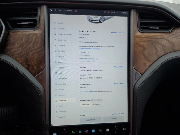 2021 Tesla Model S Long Range Plus z VIN 5YJSA1E24MF427775, wystawiony jako Copart lot #48431165 z przebiegiem 15 801 mil mil oraz Szkoda całkowita • Salvage title. Historia ofert i sprzedaży dostępna na DreamBid. Obrazek 9.