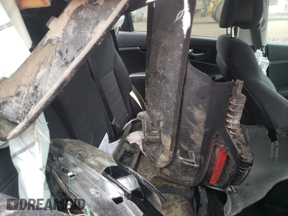 2016 Kia Sorento LX z VIN 5XYPGDA55GG078533, wystawiony jako Copart lot #56159755 z przebiegiem Nie podano mil oraz Nie do naprawy • Non repairable. Historia ofert i sprzedaży dostępna na DreamBid. Obrazek 10.