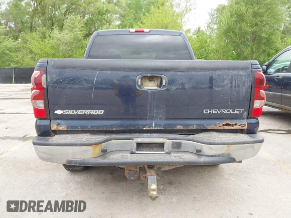 2005 Chevrolet Silverado 1500 LT with VIN 2GCEK13T551208737, listed as a IAAI auction lot 42133496 with 238,919 mi miles and . Bid and sale history available at DreamBid. Image 16.