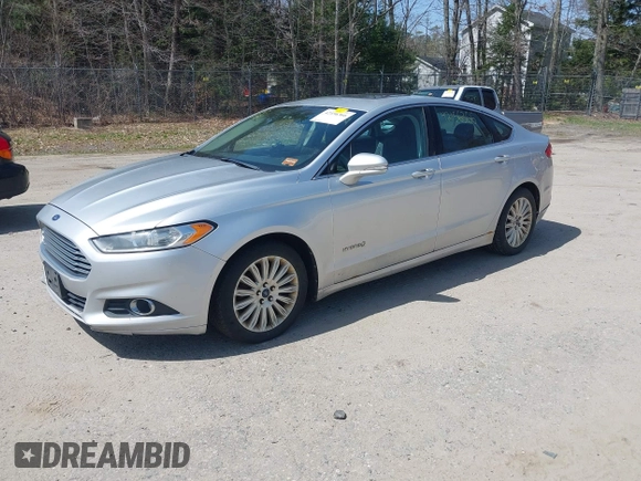 2013 Ford Fusion SE Hybrid with VIN 3FA6P0LU7DR196888, listed as a IAAI auction lot 42156366 with 393,358 mi miles. Bid and sale history available at carsss.com. Image 2.