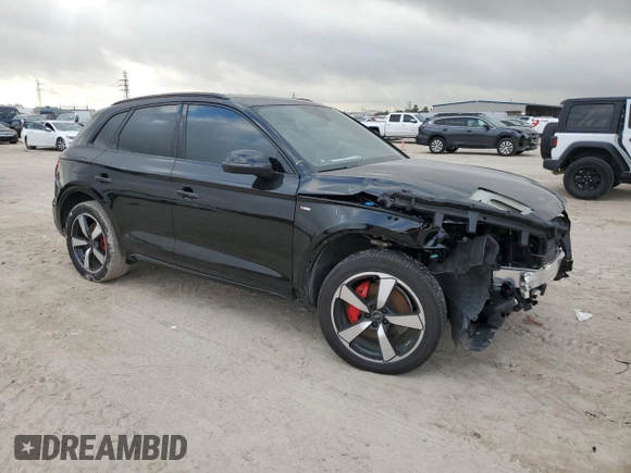 2024 Audi Q5 S line Premium Plus with VIN WA1EAAFY3R2100028, listed as a Copart auction lot 44045955 with 7,885 mi miles and Salvage Title. Bid and sale history available at carsss.com. Image 4.