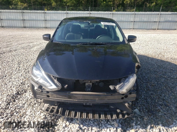 2017 Nissan Sentra S z VIN 3N1AB7AP2HY316068, wystawiony jako Copart lot #56579565 z przebiegiem 231 443 mil mil oraz Szkoda całkowita • Salvage title. Historia ofert i sprzedaży dostępna na DreamBid. Obrazek 5.