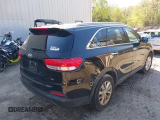 2016 Kia Sorento LX with VIN 5XYPGDA51GG179116, listed as a IAAI auction lot 42243910 with 159,805 mi miles and . Bid and sale history available at DreamBid. Image 4.