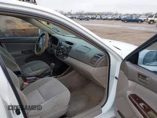 2004 Toyota Camry LE with VIN 4T1BF32K14U067269, listed as a IAAI auction lot 41528507 with 208,346 mi miles. Bid and sale history available at carsss.com. Image 5.