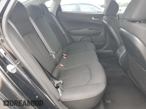 2019 Kia Optima LX with VIN 5XXGT4L33KG363946, listed as a Copart auction lot 57386055 with 41,886 mi miles and Salvage title. Bid and sale history available at DreamBid. Image 10.
