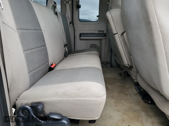 2008 Ford Super Duty F-250 SRW XL with VIN 1FTSX21R88EA37468, listed as a Copart auction lot 53262105 with 174,210 mi miles and Salvage Title. Bid and sale history available at carsss.com. Image 10.