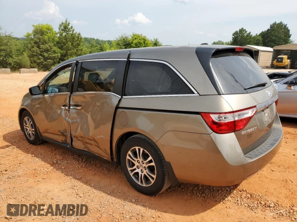 2013 Honda Odyssey EX-L with VIN 5FNRL5H68DB075153, listed as a Copart auction lot 60887325 with 263,001 mi miles and Salvage title. Bid and sale history available at DreamBid. Image 2.