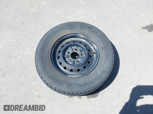1992 Toyota Pickup DLX z VIN JT4RN82P8N5056666, wystawiony jako IAAI lot #42320829 z przebiegiem 147 032 mil mil oraz . Historia ofert i sprzedaży dostępna na DreamBid. Obrazek 12.