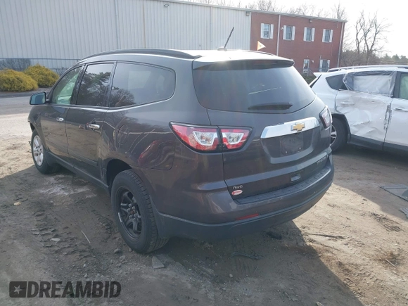 2015 Chevrolet Traverse LS z VIN 1GNKVFEDXFJ134436, wystawiony jako IAAI lot #41773596 z przebiegiem 156 326 mil mil oraz . Historia ofert i sprzedaży dostępna na DreamBid. Obrazek 3.