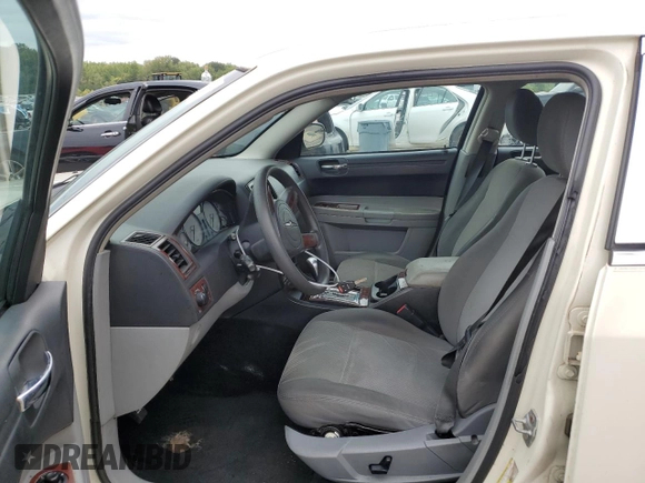 2007 Chrysler 300 with VIN 2C3KA43R37H792291, listed as a Copart auction lot 71412514 with 140,171 mi miles and Salvage Title. Bid and sale history available at carsss.com. Image 7.