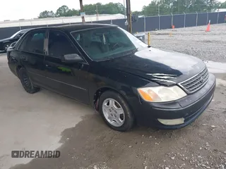 2003 Toyota Avalon XL z VIN 4T1BF28B33U291465, wystawiony jako IAAI lot #42482001 z przebiegiem 203 028 mil mil oraz . Historia ofert i sprzedaży dostępna na DreamBid. Obrazek 1.