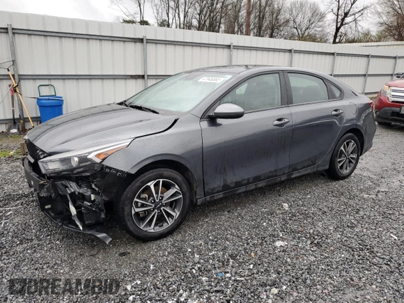 2024 Kia Forte LXS with VIN 3KPF24AD3RE727473, listed as a Copart auction lot 47946865 with 80,190 mi miles and Salvage Title. Bid and sale history available at carsss.com. Image 1.