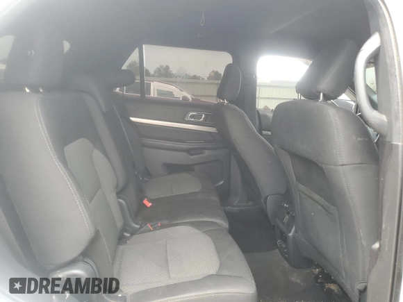 2019 Ford Explorer XLT z VIN 1FM5K8DH6KGA63592, wystawiony jako Copart lot #60821915 z przebiegiem 183 321 mil mil oraz Czysty tytuł • Clean title. Historia ofert i sprzedaży dostępna na DreamBid. Obrazek 11.