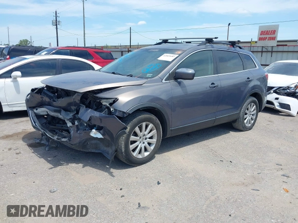 2008 Mazda CX-9 Grand Touring z VIN JM3TB38AX80141604, wystawiony jako IAAI lot #42069685 z przebiegiem 153 620 mil mil oraz . Historia ofert i sprzedaży dostępna na DreamBid. Obrazek 2.