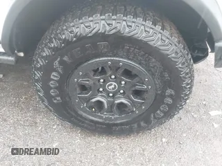 2023 Ford Bronco с VIN 1FMEE5DP6PLB75580, выставлен на аукционе IAAI как лот 42616341 с пробегом 23 098 миль миль и . История ставок и продаж доступна на DreamBid. Изображение 12.