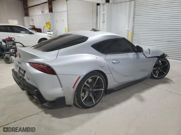 2021 Toyota GR Supra 3.0 with VIN WZ1DB0C04MW045065, listed as a Copart auction lot 46002785 with 0 mi miles and Salvage Title. Bid and sale history available at carsss.com. Image 3.