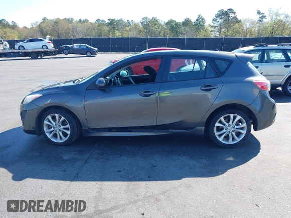 2011 Mazda 3 s Sport with VIN JM1BL1K55B1390301, listed as a IAAI auction lot 41892417 with 131,605 mi miles. Bid and sale history available at carsss.com. Image 14.