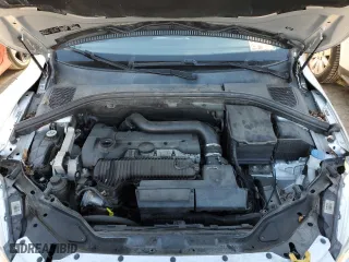 2016 Volvo XC60 T5 Platinum with VIN YV4612RM4G2790665, listed as a Copart auction lot 42751585 with 147,469 mi miles and Clean Title. Bid and sale history available at carsss.com. Image 11.