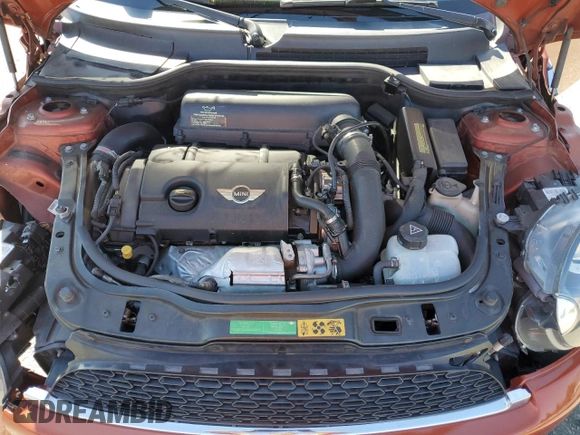 2011 MINI Convertible S z VIN WMWZP3C59BTX83202, wystawiony jako Copart lot #47138535 z przebiegiem 162 809 mil mil oraz Szkoda całkowita • Salvage title. Historia ofert i sprzedaży dostępna na DreamBid. Obrazek 13.