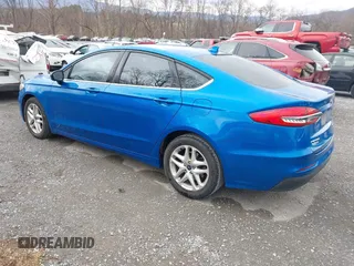2019 Ford Fusion SE with VIN 3FA6P0HDXKR102508, listed as a IAAI auction lot 41849508 with 133,593 mi miles. Bid and sale history available at carsss.com. Image 3.