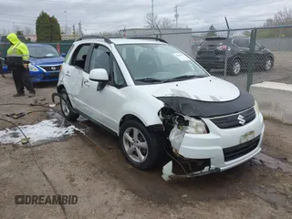 2007 Suzuki SX4 with VIN JS2YB413375110637, listed as a IAAI auction lot 42023013 with 226,585 mi miles. Bid and sale history available at carsss.com. Image 1.