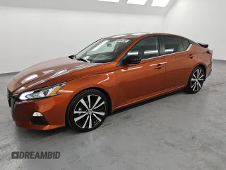 2021 Nissan Altima 2.5 SR with VIN 1N4BL4CV2MN406830, listed as a Copart auction lot 77873524 with 75,460 mi miles and Clean Title. Bid and sale history available at carsss.com. Image 1.