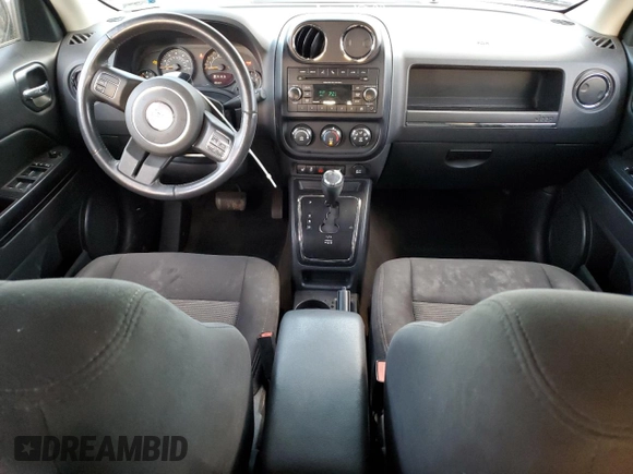 2017 Jeep Patriot Latitude with VIN 1C4NJPFB6HD184093, listed as a Copart auction lot 47581285 with 161,546 mi miles and Salvage Title. Bid and sale history available at DreamBid. Image 8.