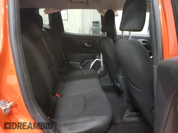 2018 Jeep Renegade Latitude with VIN ZACCJBBB3JPH01860, listed as a Copart auction lot 46614685 with 67,118 mi miles and Salvage title. Bid and sale history available at DreamBid. Image 10.