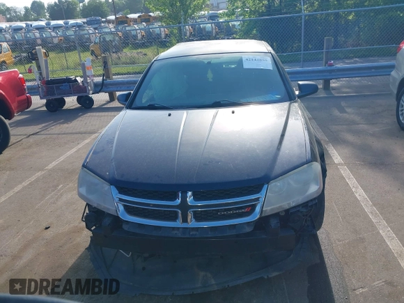 2014 Dodge Avenger SE z VIN 1C3CDZAG2EN217906, wystawiony jako IAAI lot #42144859 z przebiegiem 138 655 mil mil oraz . Historia ofert i sprzedaży dostępna na DreamBid. Obrazek 12.