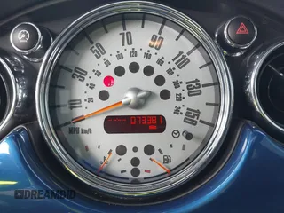 2006 MINI Hardtop S z VIN WMWRE33596TL23436, wystawiony jako IAAI lot #42011749 z przebiegiem 73 381 mil mil oraz . Historia ofert i sprzedaży dostępna na DreamBid. Obrazek 7.