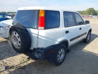 2000 Honda CR-V LX with VIN JHLRD2844YC011658, listed as a IAAI auction lot 42117486 with 185,206 mi miles. Bid and sale history available at carsss.com. Image 17.
