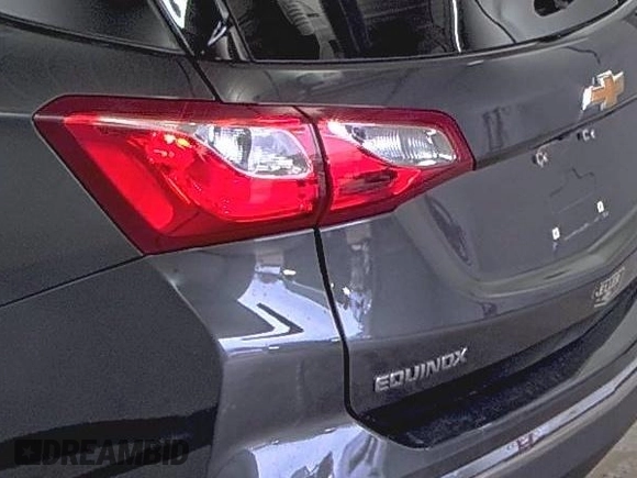 2020 Chevrolet Equinox LT with VIN 2GNAXKEV4L6236136, listed as a IAAI auction lot 42175675 with 87,001 mi miles and . Bid and sale history available at carsss.com. Image 1.