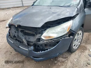 2012 Ford Focus SE with VIN 1FAHP3F21CL199240, listed as a IAAI auction lot 42409719 with 137,684 mi miles and . Bid and sale history available at DreamBid. Image 6.