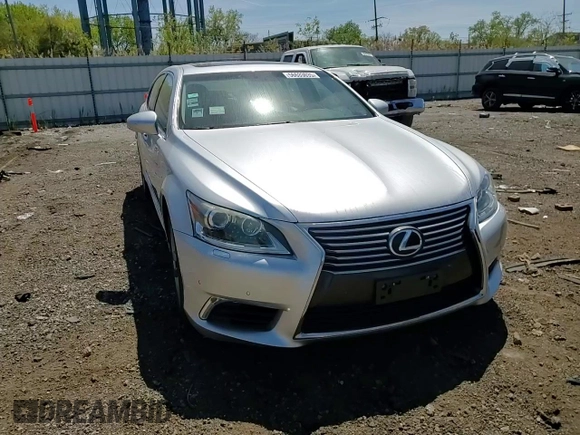 2014 Lexus LS 460 with VIN JTHCL5EF8E5022156, listed as a Copart auction lot 56633035 with 123,562 mi miles and Salvage title. Bid and sale history available at DreamBid. Image 13.